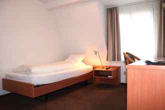 Kamar Tidur 4 TOP Hotel Freihof Unteraegeri