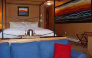 Kamar Tidur 7 A Snug Harbour Inn