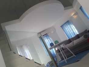 Lobi 4 Kouros Home Hotel