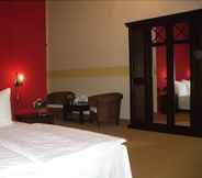 Bedroom 6 Hotel Schloss Neetzow