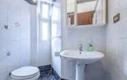 In-room Bathroom 5 B&B Soggiorno di Ostia