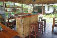 Bar, Kafe, dan Lounge Romantic Beach Villas Siargao Island