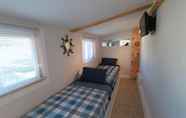 Bedroom 5 Plovers Cove Cottage