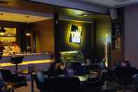 Bar, Kafe dan Lounge Hycinth Hotels