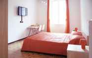 Kamar Tidur 2 B&B Trieste Plus