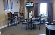 Lobby 2 Grandstay Hotel Suites Thief River Falls