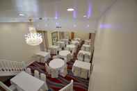 Functional Hall Best Western Greater London Hotel