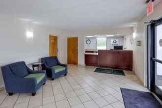 Lobi 4 Quality Inn - Roxboro South