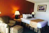 Bedroom Tiki Lodge Motel