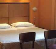 Bilik Tidur 5 Hotel Vienna Touring