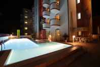 Swimming Pool Hotel Coppe