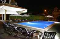 Swimming Pool Douro Marina Hotel & SPA