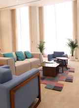 Lobi 4 Ramada Hotel and Suites by Wyndham Dubai JBR