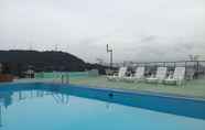 Swimming Pool 2 Hotel Caribe