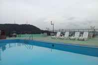 Swimming Pool Hotel Caribe