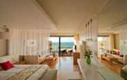 Kamar Tidur 6 Elite Suites by Rhodes Bay