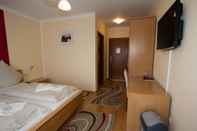 Bedroom Hotel Rhein-Mosel-View