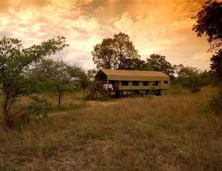 Exterior 2 Kwafubesi Tented Safari Camp