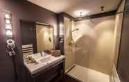 In-room Bathroom 2 Boa Hotel - BW Signature Collection - Lille Centre Gares