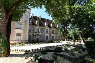 Exterior 4 Domaine du Château de Monrecour – Hôtel et Restaurant