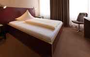 Kamar Tidur 5 TOP EMBRACE Hotel Vinum Trier