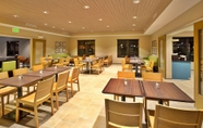 Restoran 7 Country Inn & Suites by Radisson, Springfield, IL