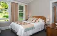 Kamar Tidur 2 The Point Bed & Breakfast