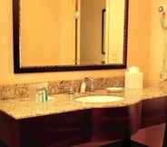 Toilet Kamar 4 Hampton Inn & Suites Downtown Owensboro/Waterfront