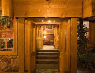 Lobby 2 Powderhorn Chateau