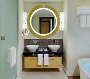 In-room Bathroom 6 Marriott Executive Apartments Dubai, Al Jaddaf