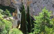 Exterior 6 Hôtel les Restanques de Moustiers