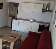 Others 6 Apartment Misel With Bedrooms With Terrace and sea View