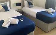Others 2 Absolute Stay in Sherwood-free Parking-east Midlands Airport-contractors-family