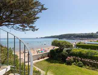 Nearby View and Attractions 2 Swn Y Tonnau - Sea Front Apartment Spectacular Sea Views Parking Direct Beach Access