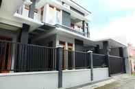 Exterior Simply Homy Guest House Unit Gejayan