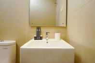 In-room Bathroom Strategic 2BR Elpis Apartment near Mangga Dua and Ancol