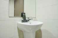 Toilet Kamar Fully Furnished with New Design Studio Ciputra International Apartment