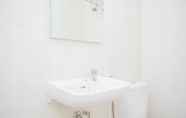 Toilet Kamar 5 Great Choice Studio Apartment M-Town Residence near Summarecon Mall