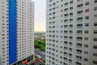 Bangunan Relaxing 2BR at Green Pramuka Apartment