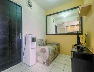 ห้องนอน 2 Homey 2BR with City View Pancoran Riverside Apartment