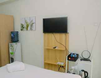 Kamar Tidur 2 Comfort Studio at Green Pramuka Apartment near Shopping Center