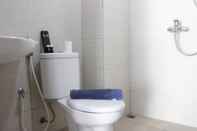 Toilet Kamar Artistic 1BR Apartment at Gateway Pasteur near Exit Toll Pasteur