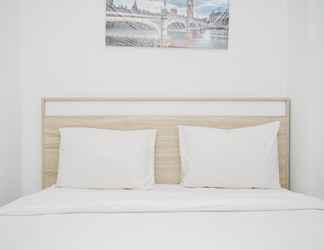 Kamar Tidur 2 Comfort and Minimalist Studio Apartment at Springwood Residence