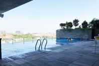 Swimming Pool Relaxing and Stylish Studio at Tamansari Papilio Apartment