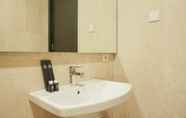 In-room Bathroom 4 Luxurious 2BR at Sudirman Suites Apartment