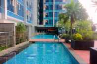 Kolam Renang Comfort Studio Tamansari The Hive Apartment