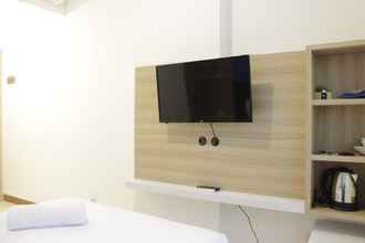 Kamar Tidur 4 Zest Studio Semi Apartment at The Lodge Paskal near BINUS University