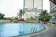 Kolam Renang Comfort and Strategic Studio Apartment Margonda Residence 2 near UI