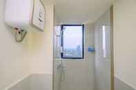 Toilet Kamar Comfort and Strategic 3BR Meikarta Apartment