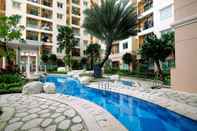 Swimming Pool Simple and Comfortable 2BR at City Home MOI Apartment